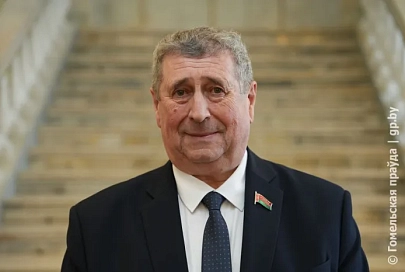 Член Совета Республики Национального собрания Республики Беларусь Михаил Русый встретился с коллективом швейной фабрики «Надэкс»