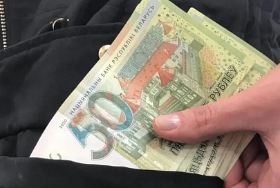 Наровлянка обчистила бывшую свекровь 
