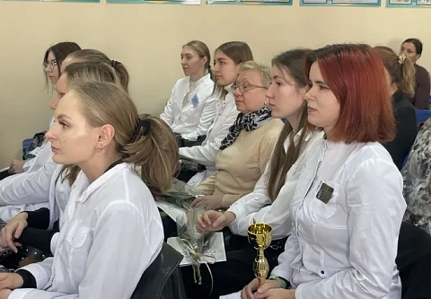Церемония посвящения в профессию молодых специалистов состоялась в центральной детской поликлинике Гомеля