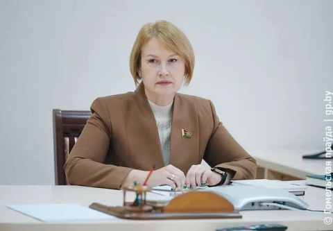 В первую очередь важна обратная связь. Сенаторы Гомельщины провели прямые телефонные линии по вопросам семейной политики