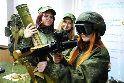 Что нужно сделать, чтобы стать офицером: в Гомеле прошла военно-патриотическая акция «Готовы Родине служить!»  