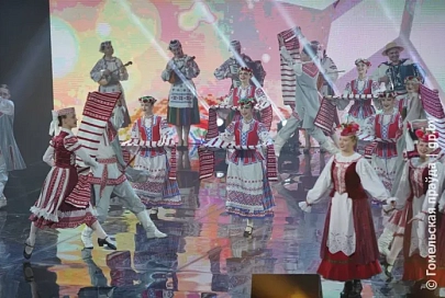 Время выбрало нас. Большая концертная программа стала фееричным продолжением акции "Марафон единства"