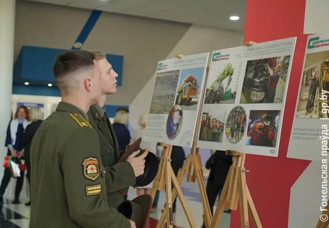 Знай наших: в рамках «Марафона единства» в Гомеле гостила выставка БелТА «Суверенная Беларусь»