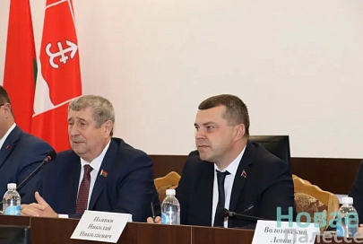Михаил Русый встретился с руководством и депутатским корпусом Житковичского района