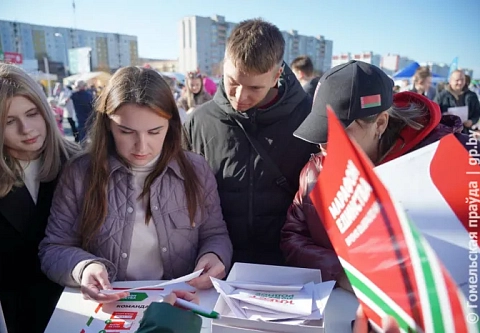 Признание в любви городу и борьба за победу: в Жлобине прошел городской квест «Это все мое, родное»
