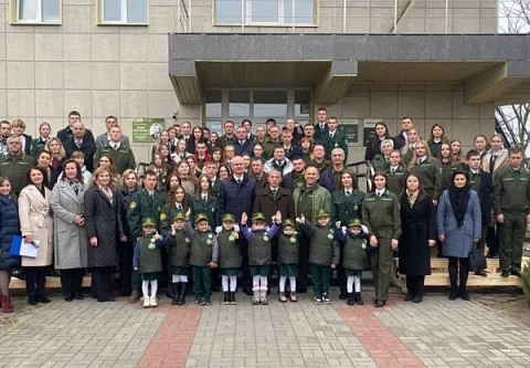 В трудовые коллективы лесной отрасли Гомельской области прибыли 94 молодых специалиста