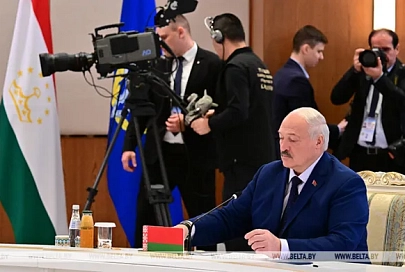 Лукашенко: Запад тратит все силы на борьбу с фальшивыми проблемами, которые сам создает