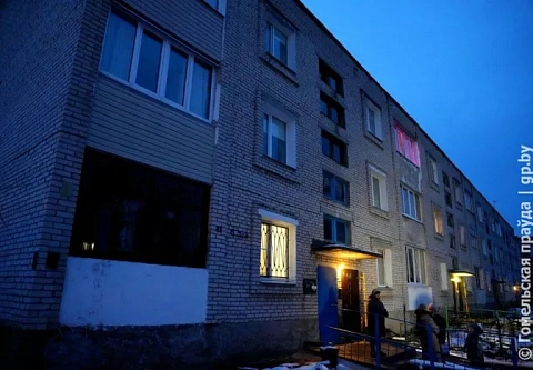Результат покажет опрос: в деревне Березки жильцам многоквартирного дома предлагают утеплить стены 