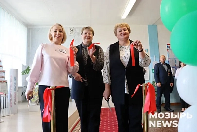 Экспозицию, посвященную знаменитым землякам, открыли в Махновичской средней школе Мозырского района