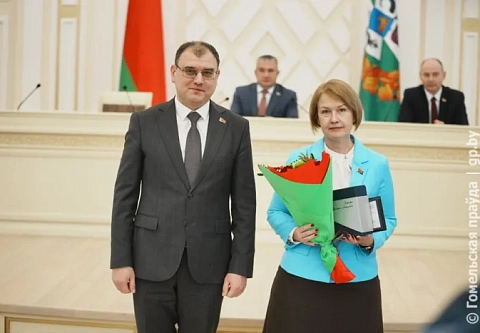 За восстановление электроснабжения: Виктор Каранкевич вручил награды тем, кто участвовал в восстановлении региона после июльского урагана
