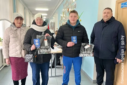 Свое первое голосование двойняшки Артем и Алина Кот из Мозыря запомнят надолго