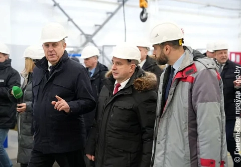 Стройка, комбайны, планы: делегация Гомельской области работала на Брянщине 