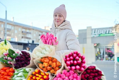 Весенне-тюльпанный Гомель в преддверии Дня женщин. Посмотрите, как улицы города над Сожем заиграли эмоциями и цветными красками