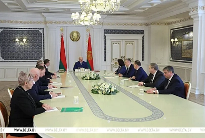 Президент Беларуси: новое поколение, как было обещано, сегодня управляет страной
