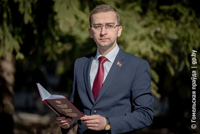 Философия жизни, положенная на бумагу. 15 марта в нашей стране отмечается День Конституции Республики Беларусь