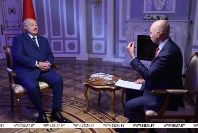 Есть ли демократия у них и достаточно ли ее у нас? Лукашенко сравнил ситуацию на Западе и в Беларуси