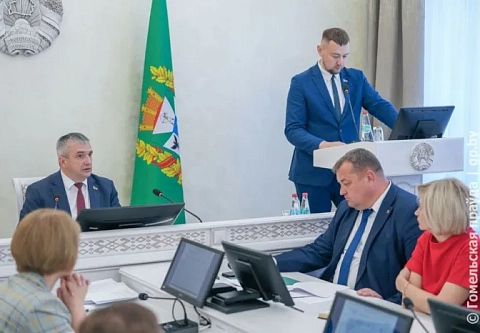 Картофеля должно хватить. На аппаратном совещании облисполкома обсудили вопросы благоустройства, готовности сельхозтехники, использования стабфондов