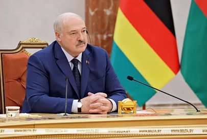 Лукашенко: Беларусь готова принять больше студентов из Зимбабве