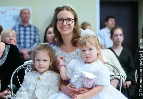 Поддержка института брака, защита прав детей и женщин, содействие равноправию в семейной жизни – это актуальнейшие вопросы в Беларуси