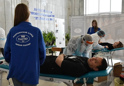 День донора в ГомГМУ. Преподаватели и будущие медики внесли важный вклад в сохранение здоровья общества