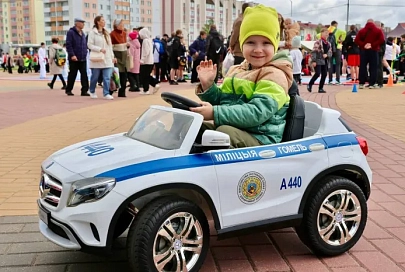 Удивили всех подготовкой и настроем: в Жлобине стартовал 52-й республиканский слет-конкурс юных инспекторов движения