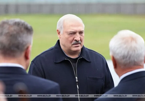 Александр Лукашенко посетил выставку отечественного котельного оборудования, работающего на пеллетах