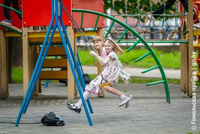 Искренние эмоции запечатлел фотокорреспондент «Гомельскай праўды» в преддверии Международного дня защиты детей