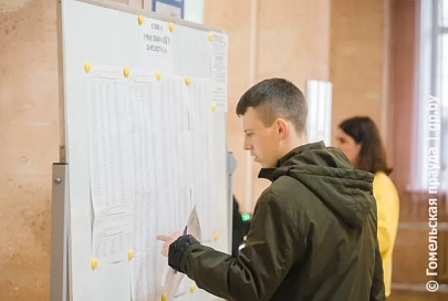 Гомельские школьники получили 80 стобалльных сертификатов на централизованном экзамене