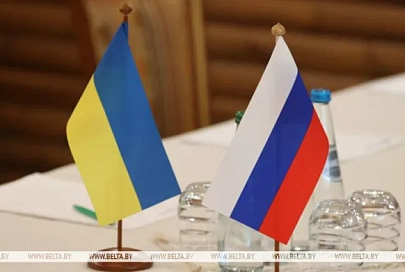 Лукашенко о мирных переговорах по Украине: хоть на Луну, но надо садиться за стол и разговаривать