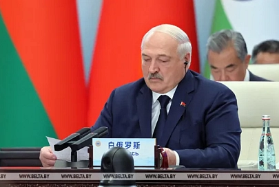 Лукашенко призвал к углубленной промышленной кооперации в рамках "шанхайской семьи"