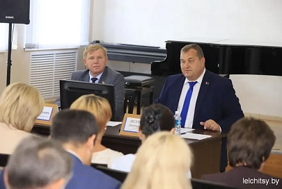 На финишной прямой: в Лельчицах прошло совещание по подготовке к «Дожинкам-2025»