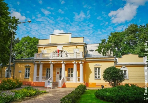Раскрываем секреты Охотничьего домика в Гомеле и рассказываем, при чем здесь Александр Пушкин