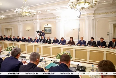 Президент Беларуси Александр Лукашенко собрал совещание о проектах прогнозных документов на 2026 год