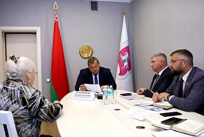 Первый заместитель председателя облисполкома Дмитрий Петрожицкий провел прием граждан в Речице