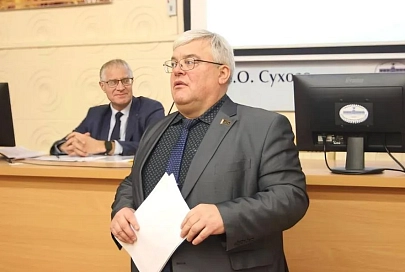Для развития родного края и страны: в ГГТУ имени П.О.Сухого состоялась встреча с членом Совета Республики Андреем Кривоносовым