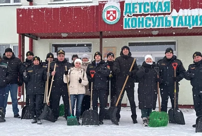 В Гомельской области правоохранители помогли устранить последствия снегопада