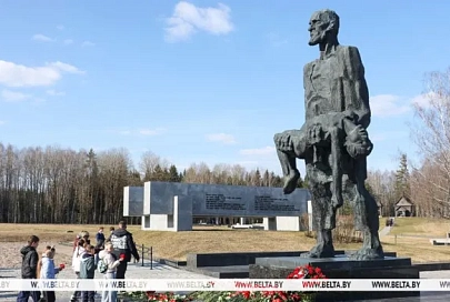 Мемориальный комплекс "Хатынь" сегодня посетили 32 тыс. человек