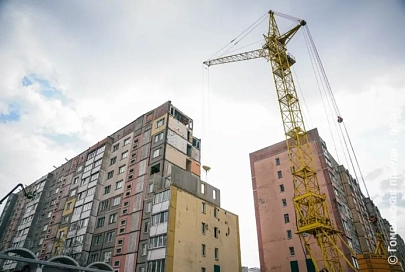 На контроле губернатора. В доме, пострадавшем от взрыва газа в Гомеле, начали достраивать демонтированные этажи