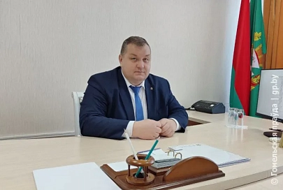 Пять лет в обед. К первому заместителю председателя облисполкома Дмитрию Петрожицкому обратились четверо граждан