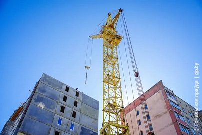 В пострадавшем от взрыва газа доме по улице Косарева в Гомеле восстановлены все десять этажей. Работы продолжаются