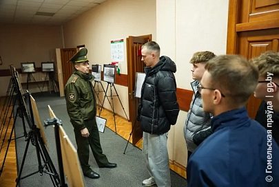 Сегодня на Гомельщине, как и во всей Беларуси началась отправка призывников на срочную военную службу