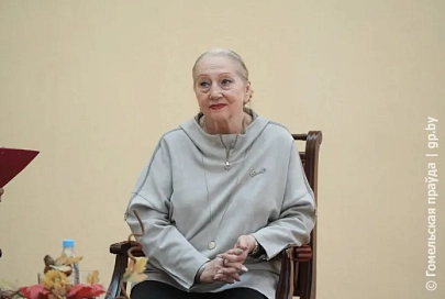 Мама сказала: «Езжай, ты поступишь». В Гомеле состоялась встреча с актрисой областного драмтеатра Людмилой Корховой
