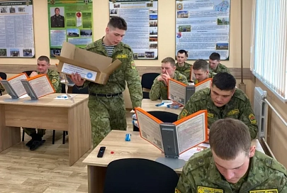 Письмо солдату: коллектив областного отделения Белорусского детского фонда побывал на погранзаставе «Новая Гута»