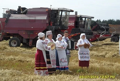 В Гомельском районе чествовали первых тысячников среди водителей, занятых на отвозе зерна и рапса