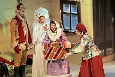 Новогодние представления в драмтеатре