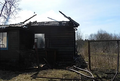 Калинковичский РОСК начал проверку по факту гибели  двухлетней девочки  на пожаре