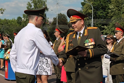 В Гомеле прошел торжественный выпуск офицеров-спасателей