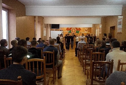 Будущие медики призвали милиционеров не курить