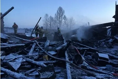На месте пожара в Ярославской области найден шестой погибший