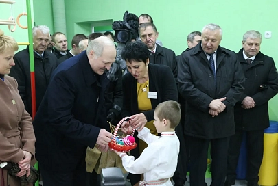 Александр Лукашенко посетил Ельский район